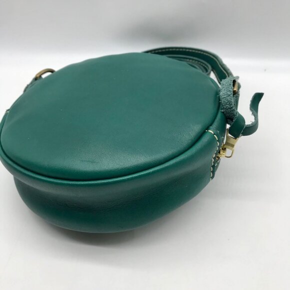 Portland Leather Goods Peacock Circle Crossbody Bag - Picture 8 of 10